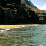 <b>La Aldea de San Nicolás, Gran Canaria</b>: One of the nicest of the cavernous beaches in Gran Canaria, it is complemented by nearby nature reserves where you can stand in awe of the island’s flora and fauna.Photo: www.grancanaria.com