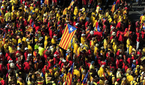 Catalonia and Madrid wage battle of diplomacy over independence