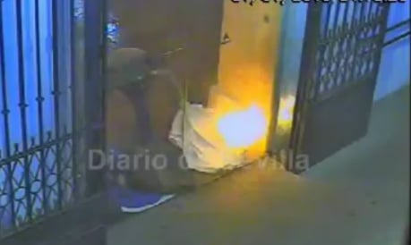 Video captures one homeless man setting another on fire as he sleeps