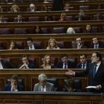 Prosecutor accuses Spanish government's party of benefitting from kickbacks