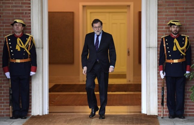 ‘Pick a leader who respects the law’, Rajoy tells Catalonia