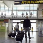 Ryanair's cabin bag fee policy ruled 'abusive' by Spanish court