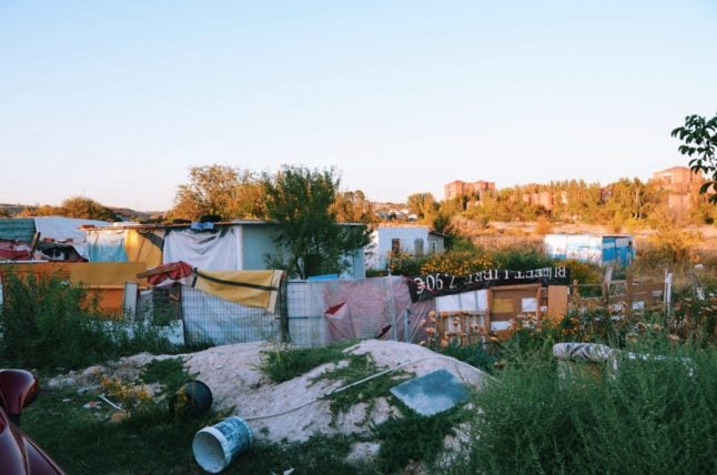 Cañada Real: Madrid’s shantytown where residents are living without electricity