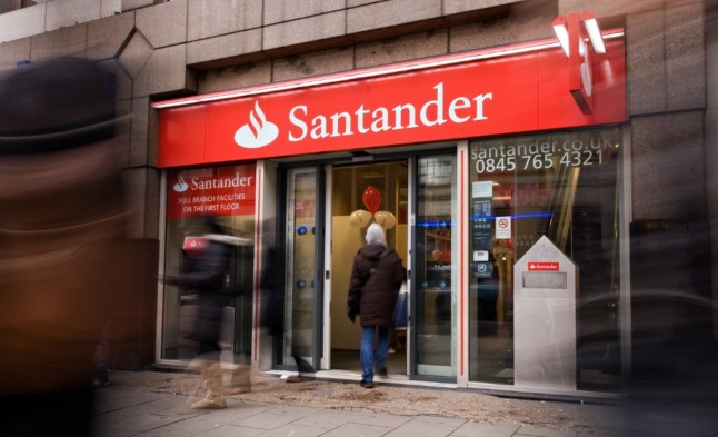Spain's Santander gifts €155 million to UK customers in Christmas Day error