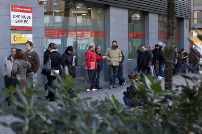Spain’s unemployment rate falls by 615,000 to lowest level since 2008